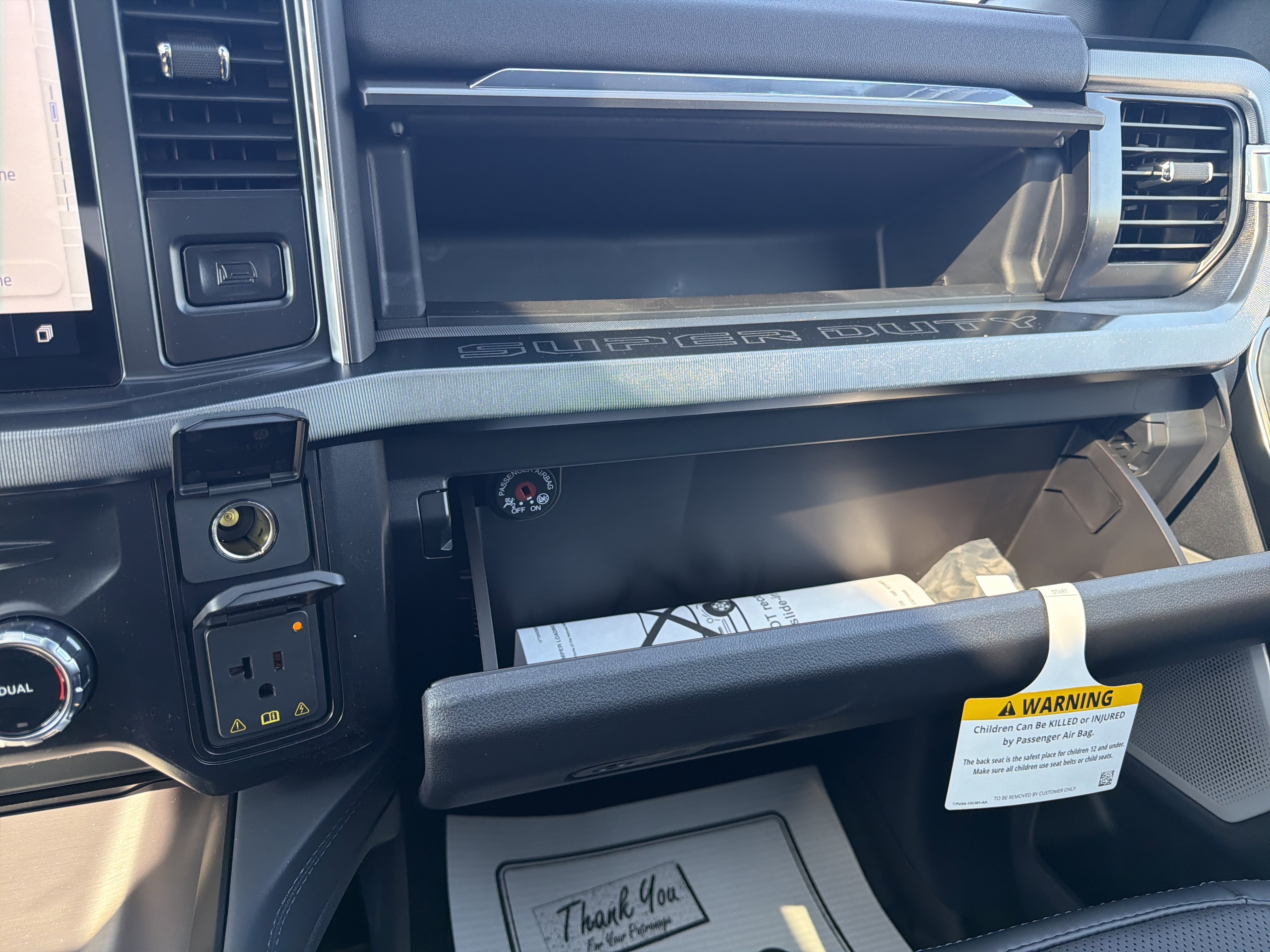 2026 Ford F-250 Super Duty Platinum - Photo 36