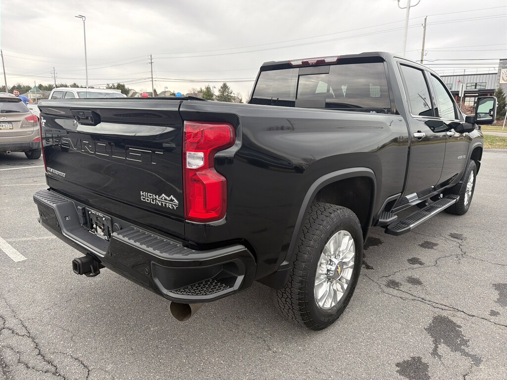 Used 2021 Chevrolet Silverado 2500HD High Country Truck Crew Cab