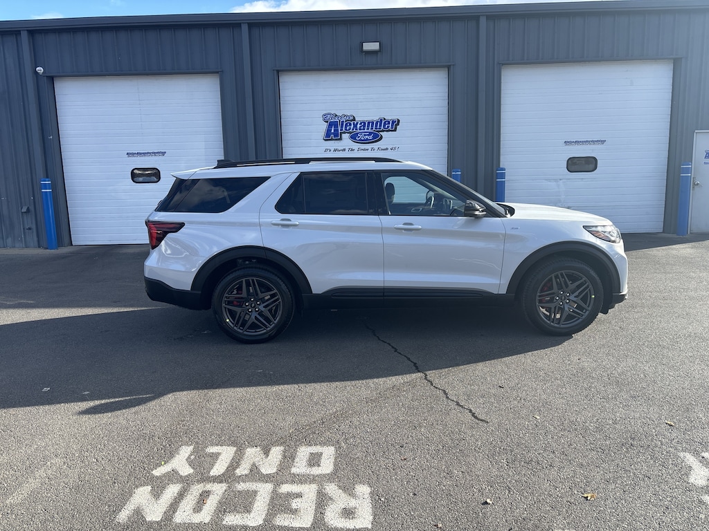 New 2026 Ford Explorer ST-Line SUV