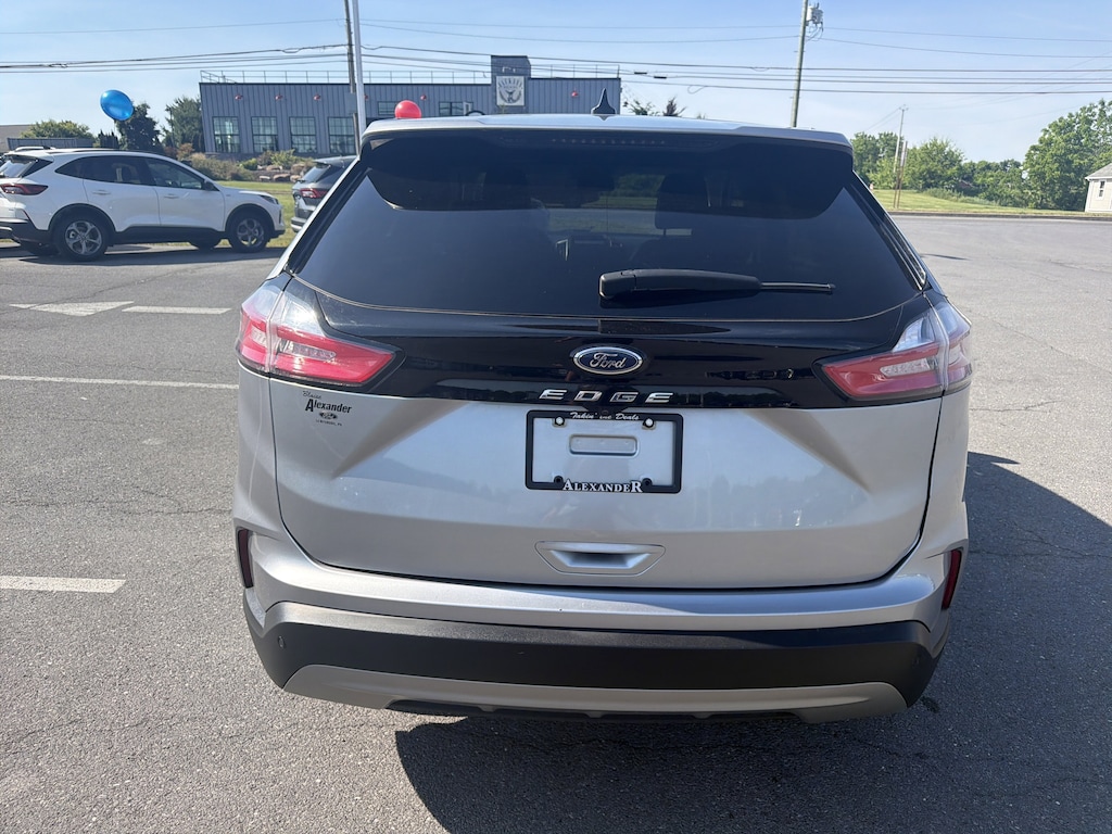 Used 2024 Ford Edge SEL SUV