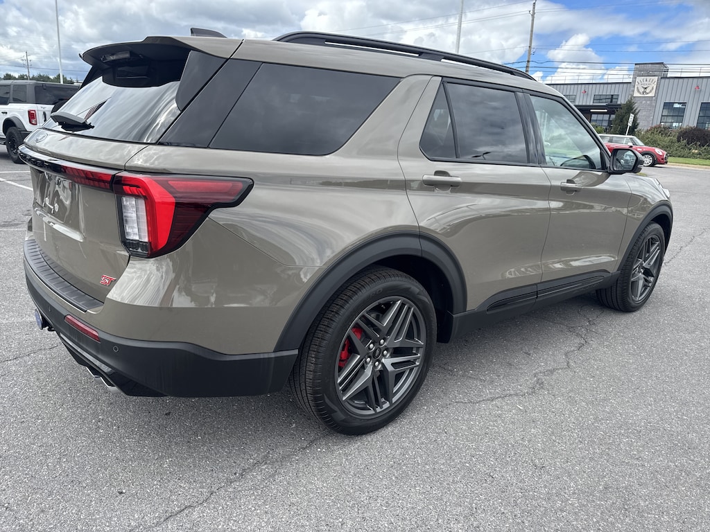 New 2026 Ford Explorer ST SUV