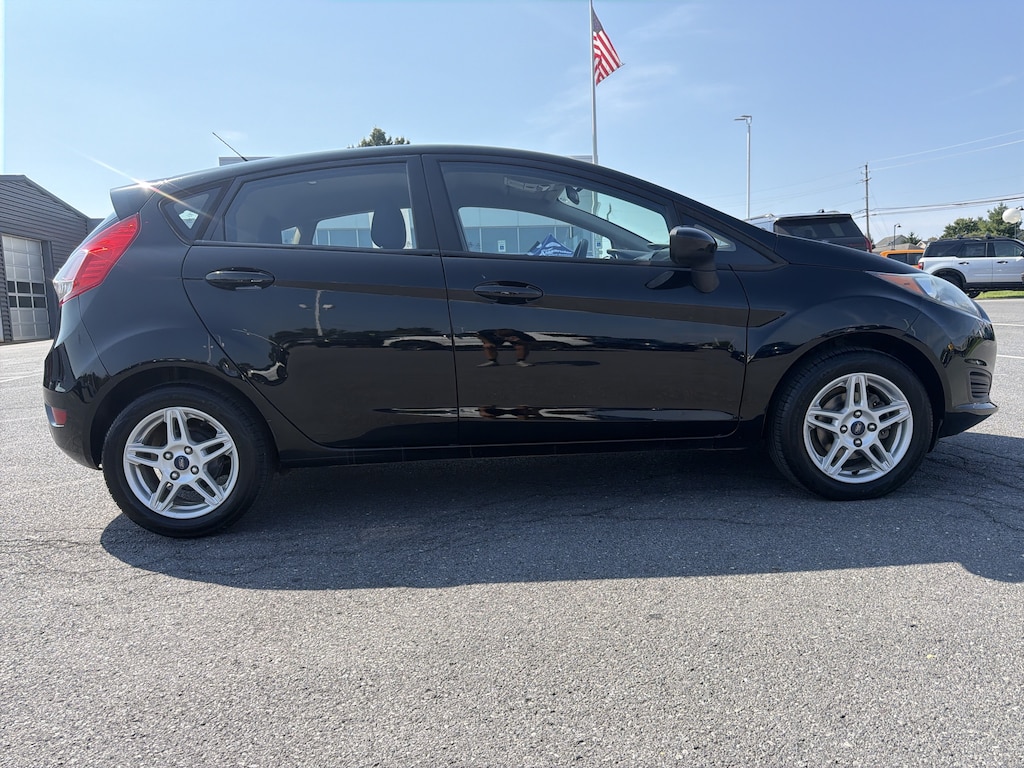 Used 2018 Ford Fiesta SE Hatchback