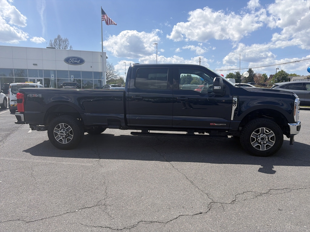 Used 2024 Ford Super Duty F-350 SRW Truck Crew Cab