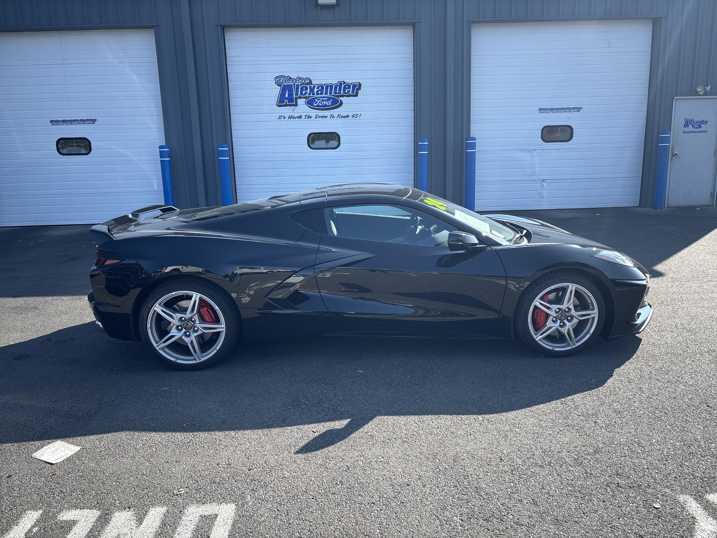 2024 Chevrolet Corvette Stingray 1LT Coupe photo 2
