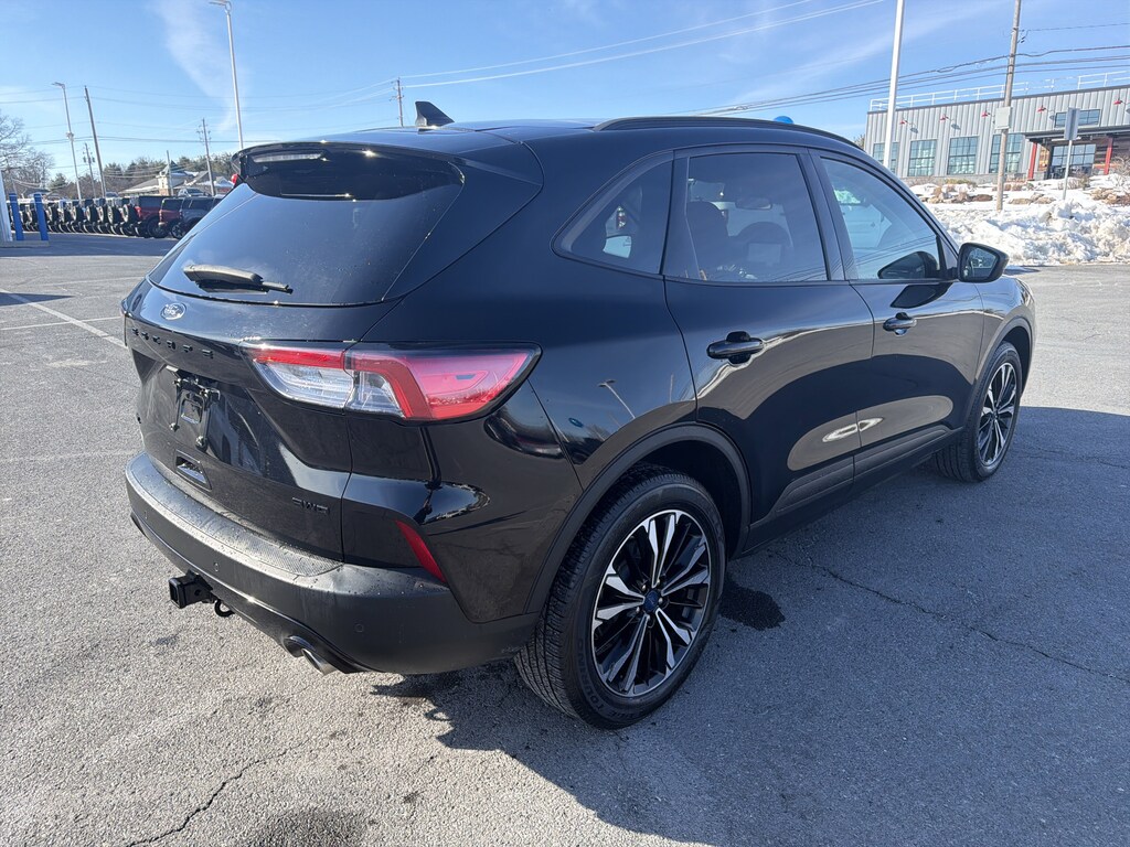 Used 2022 Ford Escape SEL SUV