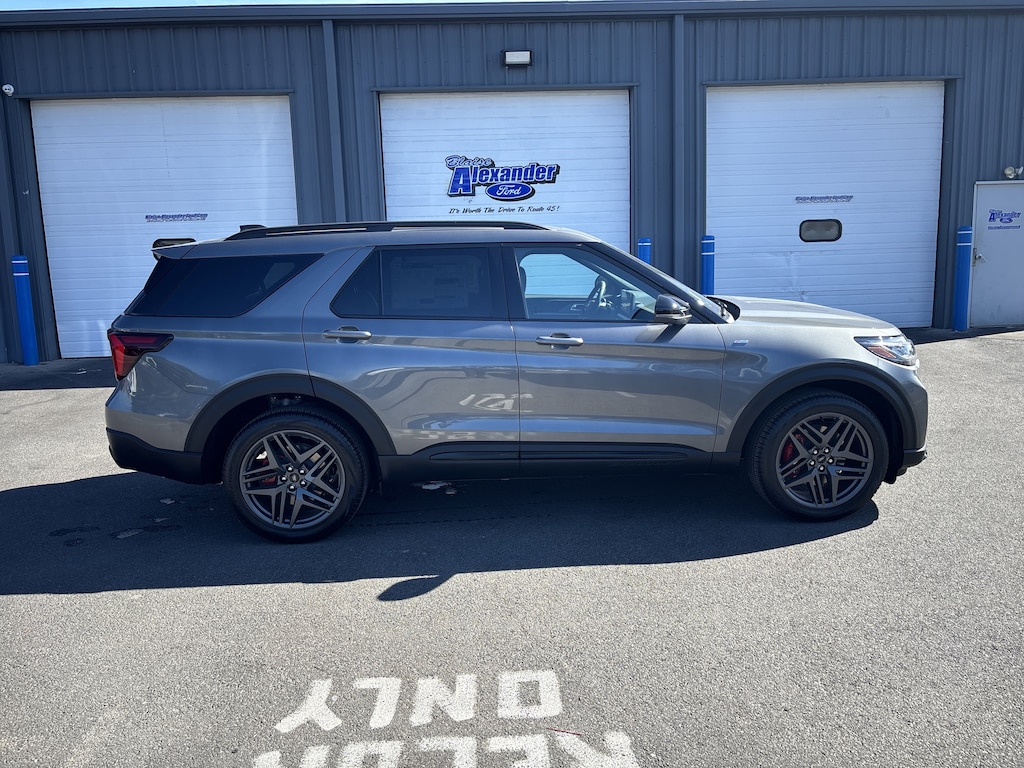 New 2025 Ford Explorer ST-Line SUV