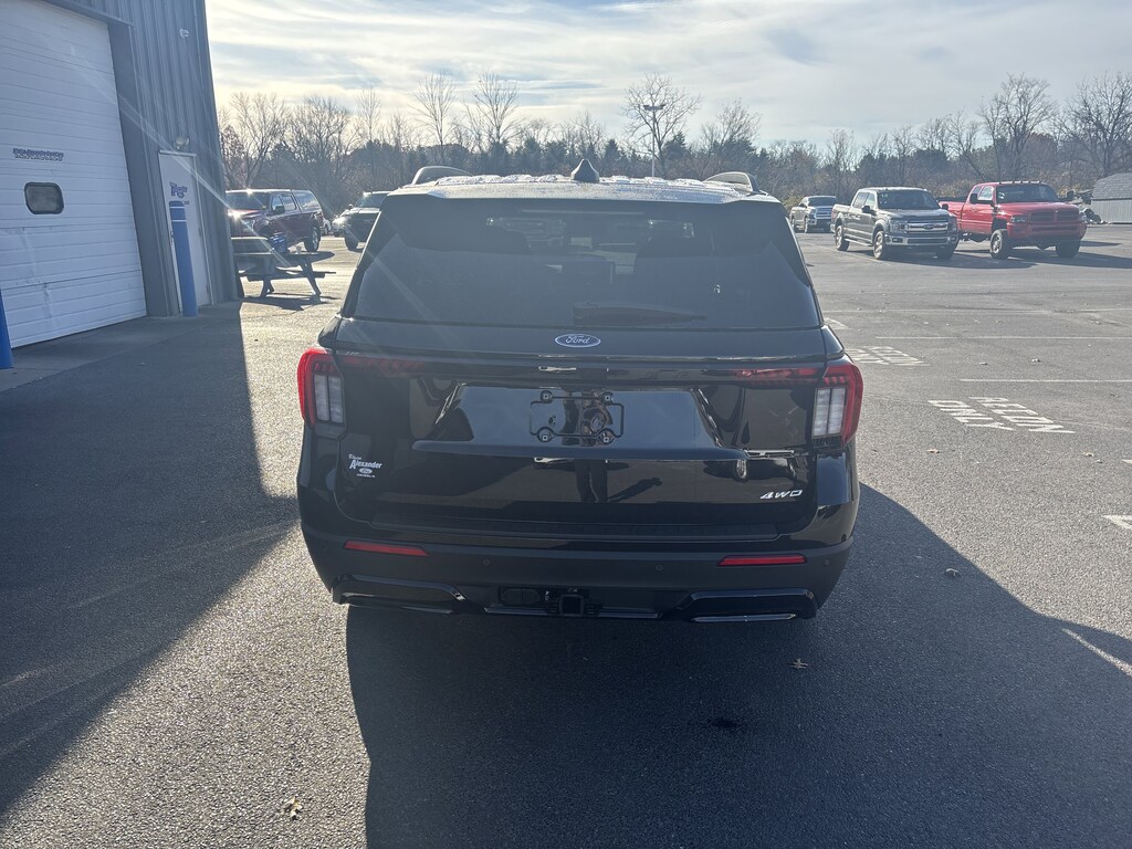 New 2026 Ford Explorer ST-Line SUV