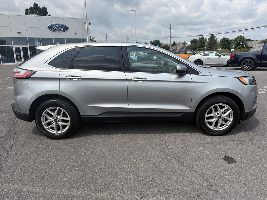 Used 2024 Ford Edge SEL SUV