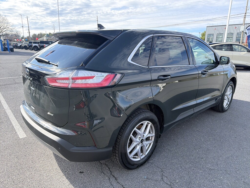 Used 2024 Ford Edge SEL SUV