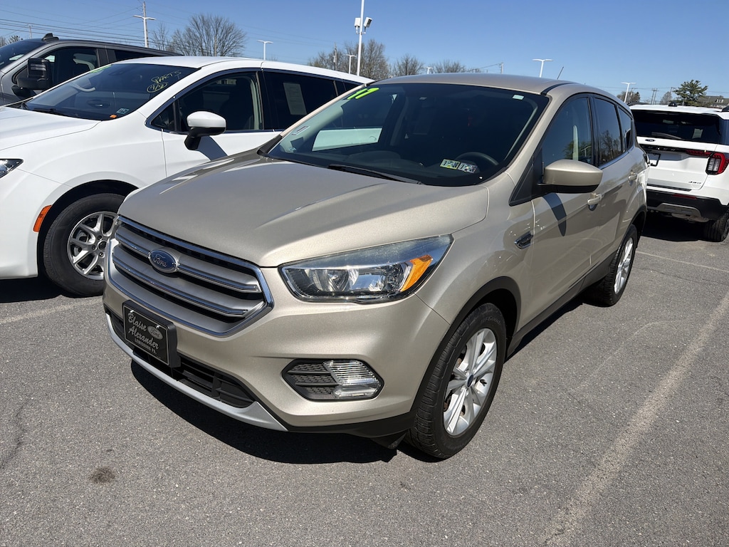 Used 2017 Ford Escape SE SUV