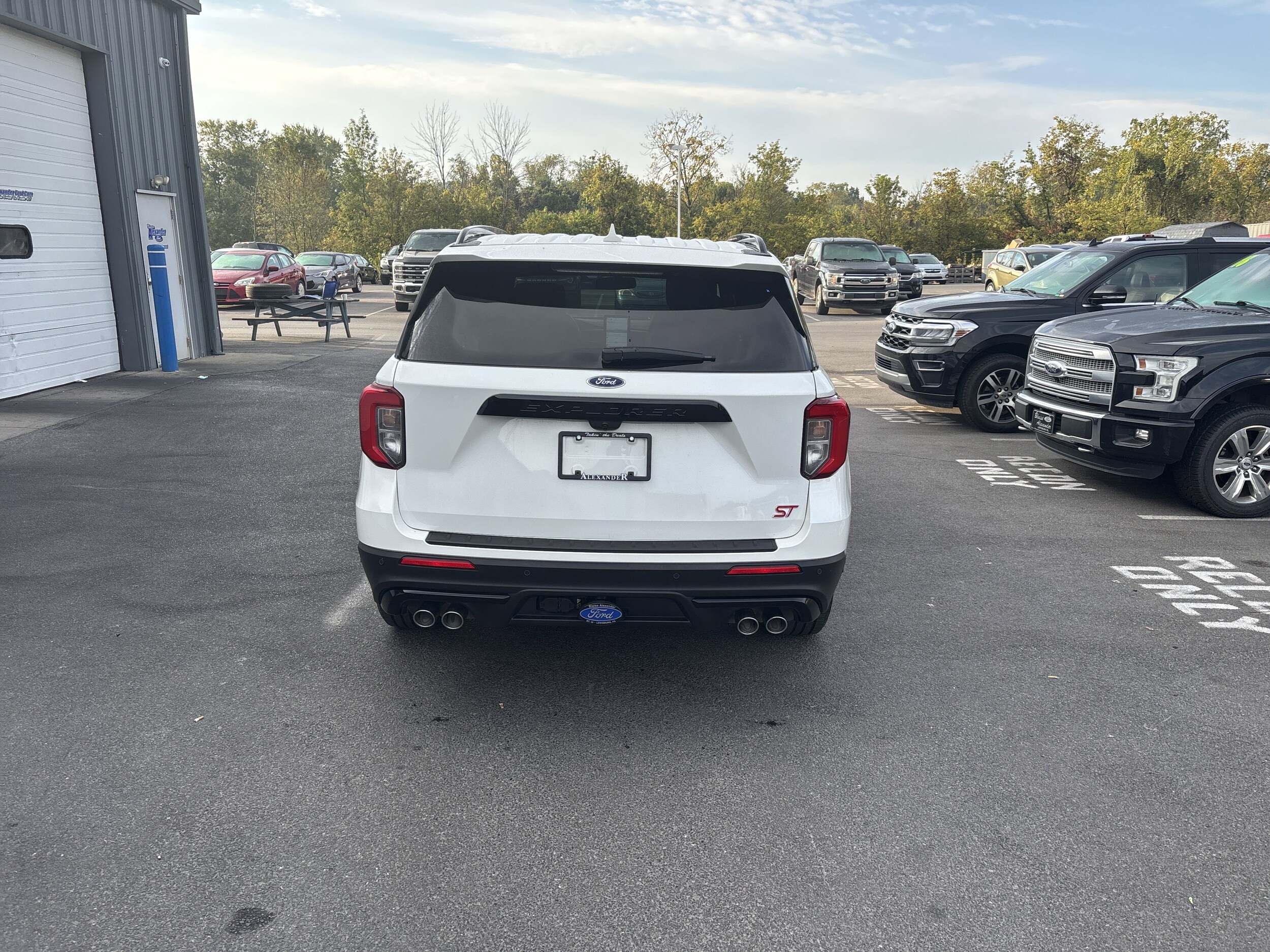 2020 Ford Explorer ST photo 4