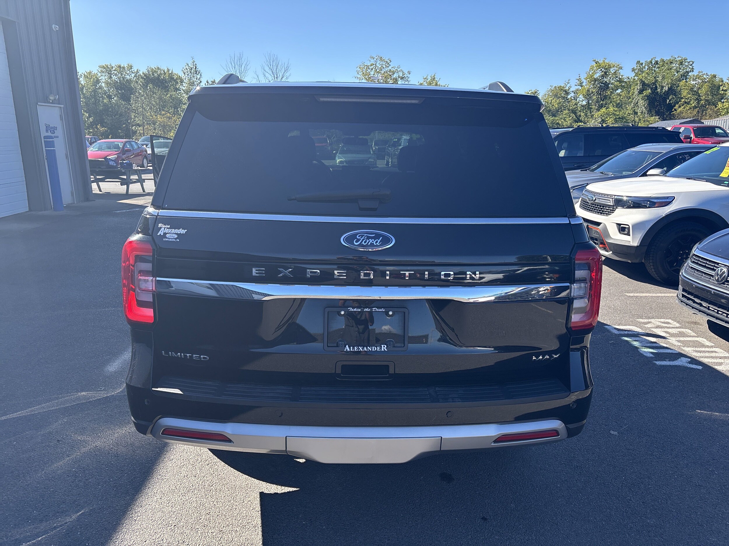 2024 Ford Expedition MAX Limited photo 4