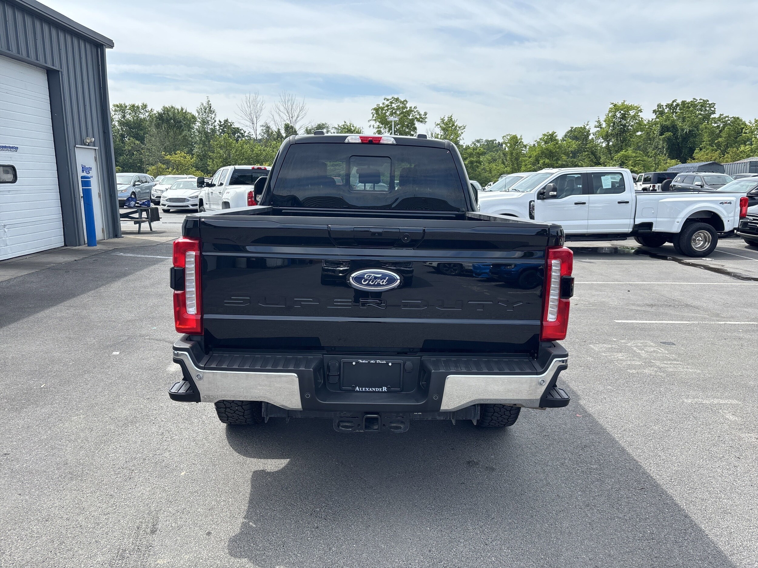 2024 Ford F-350 Lariat photo 4