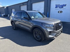 2025 Ford Explorer ST-Line SUV