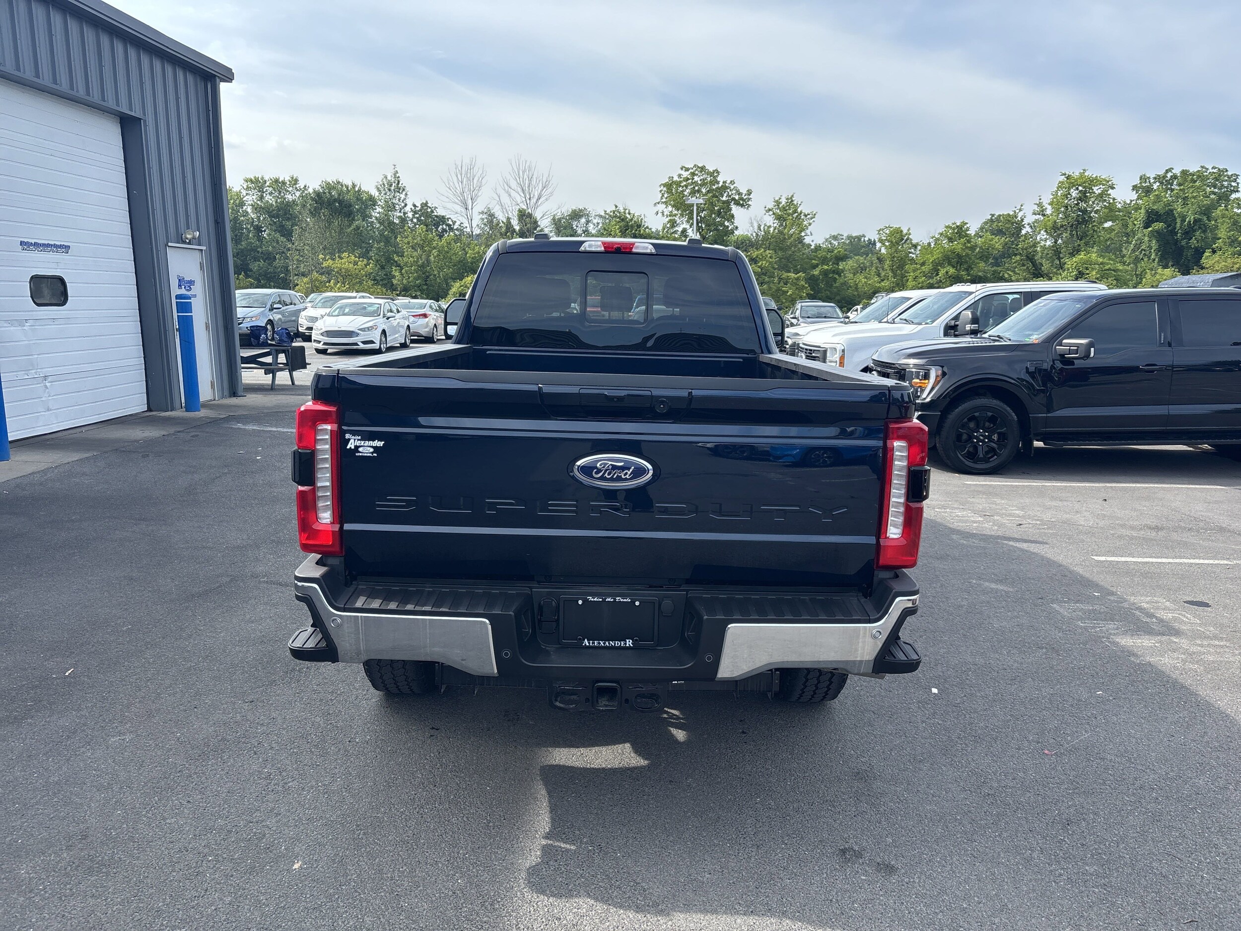 2024 Ford F-350 Lariat photo 4