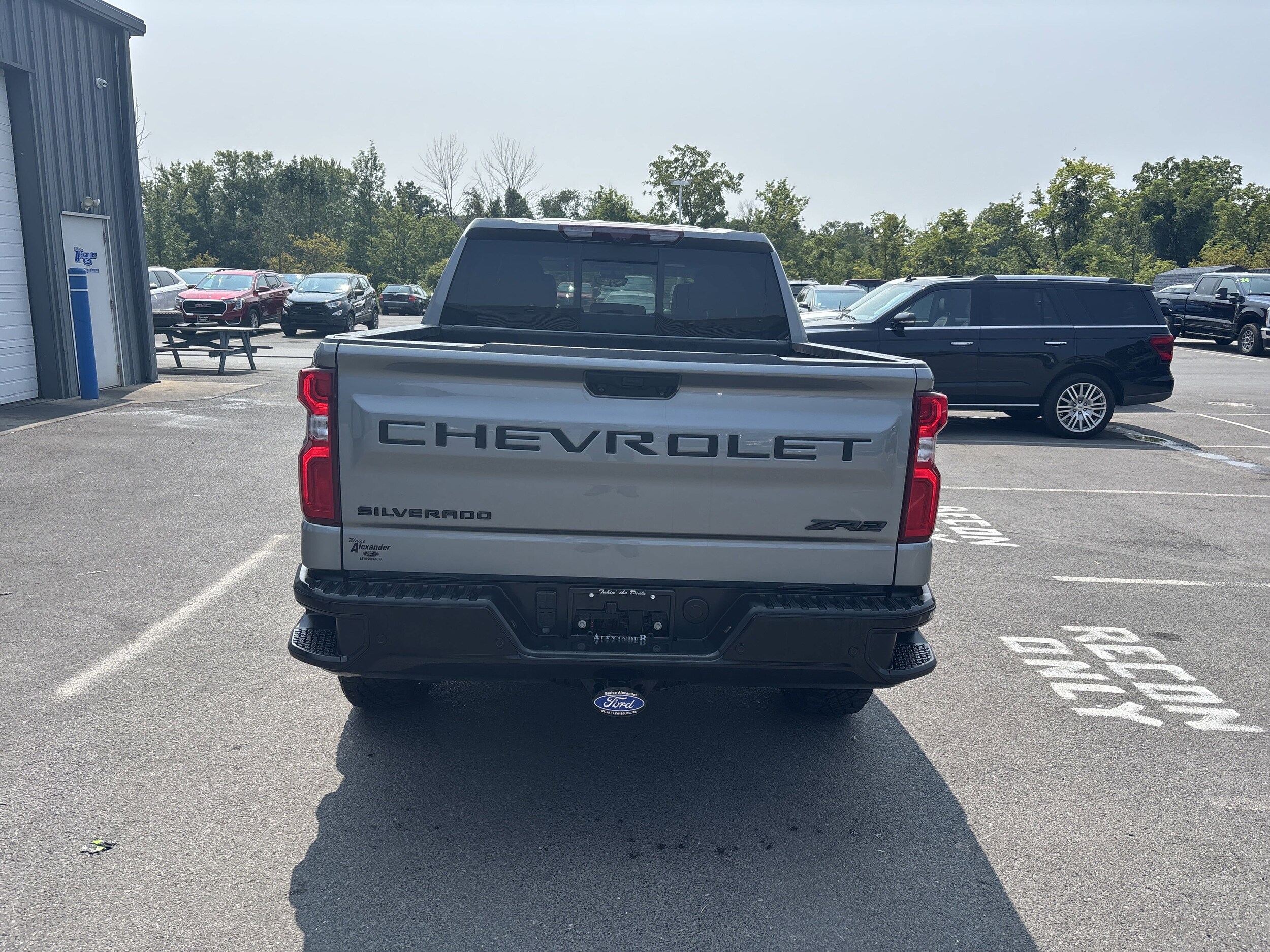 2023 Chevrolet Silverado 1500 ZR2 photo 4