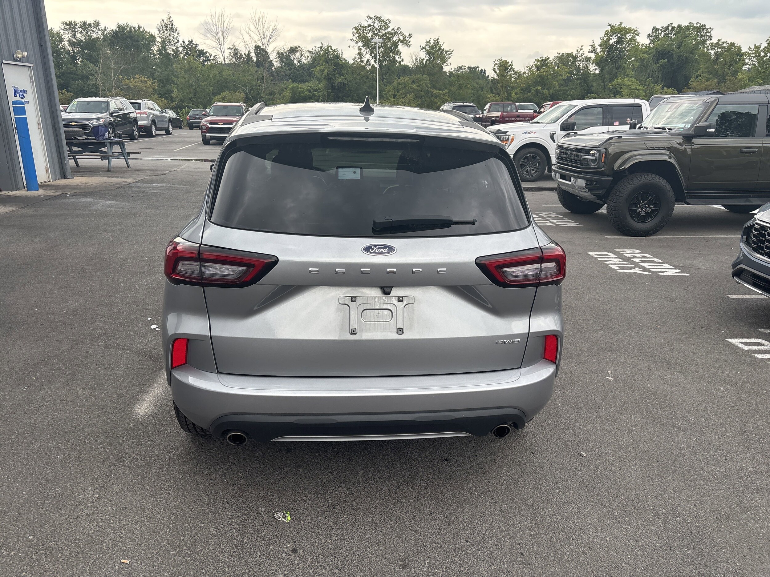 2024 Ford Escape ST-Line photo 3