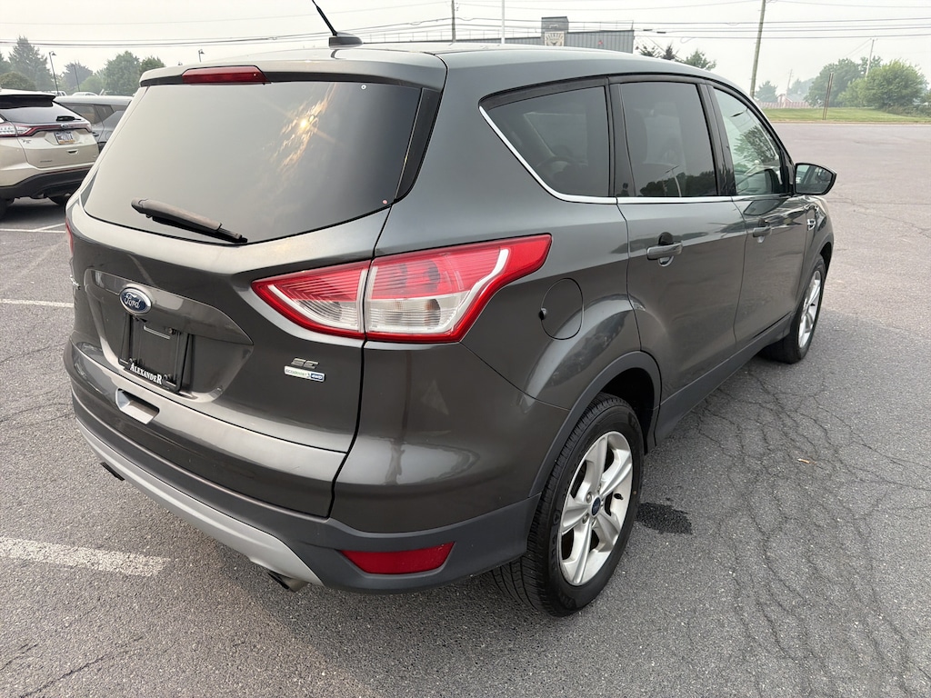 Used 2016 Ford Escape SE SUV