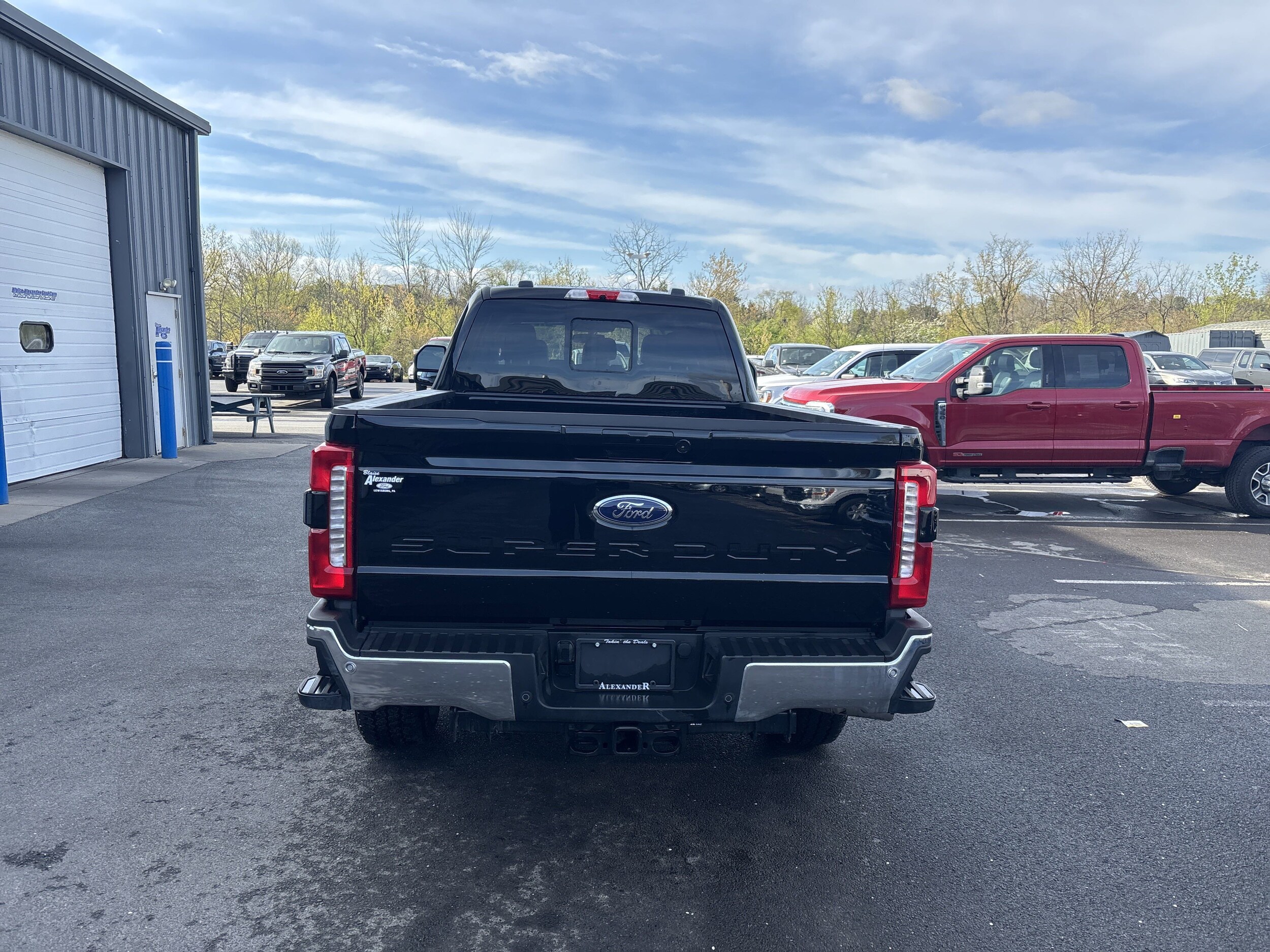 2024 Ford F-350 Lariat photo 4