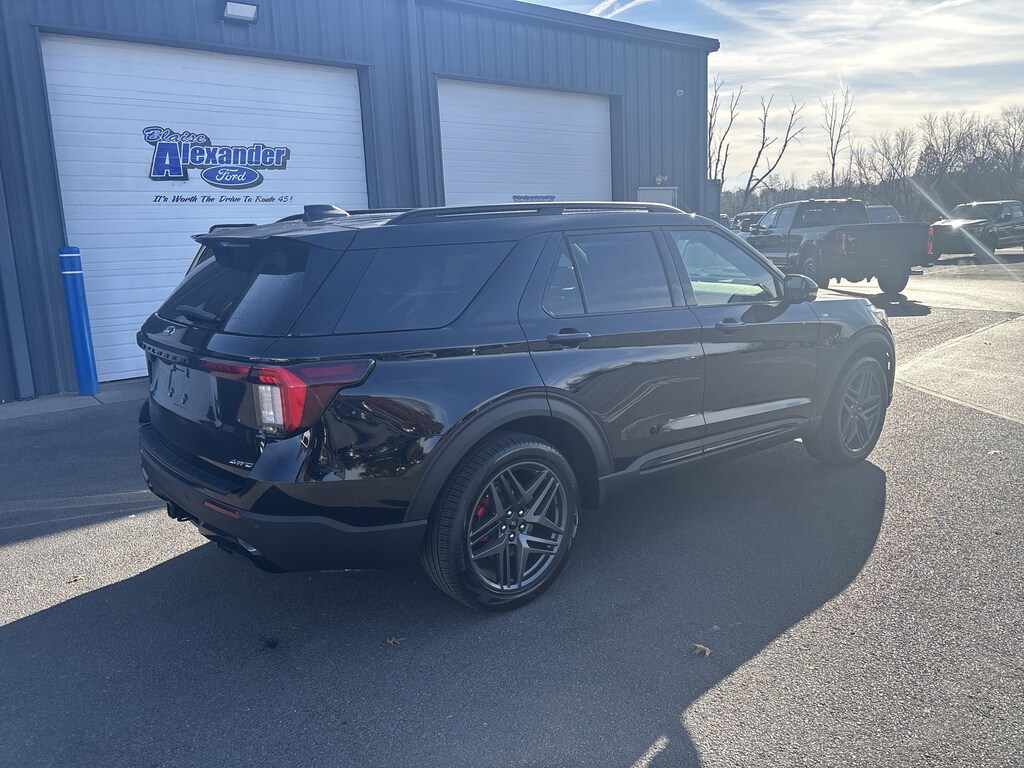 New 2026 Ford Explorer ST-Line SUV