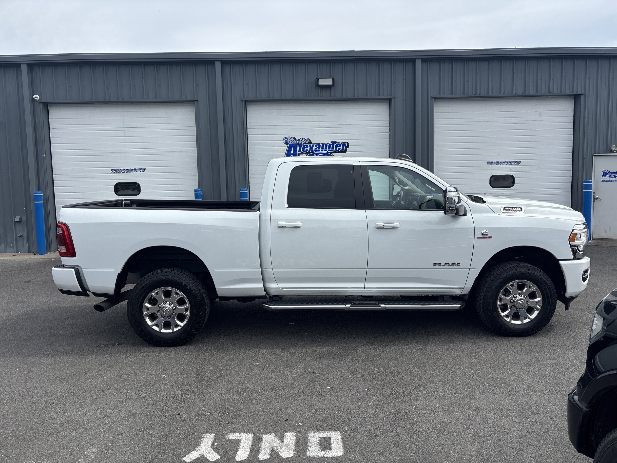 2024 Ram 2500 Laramie photo 2