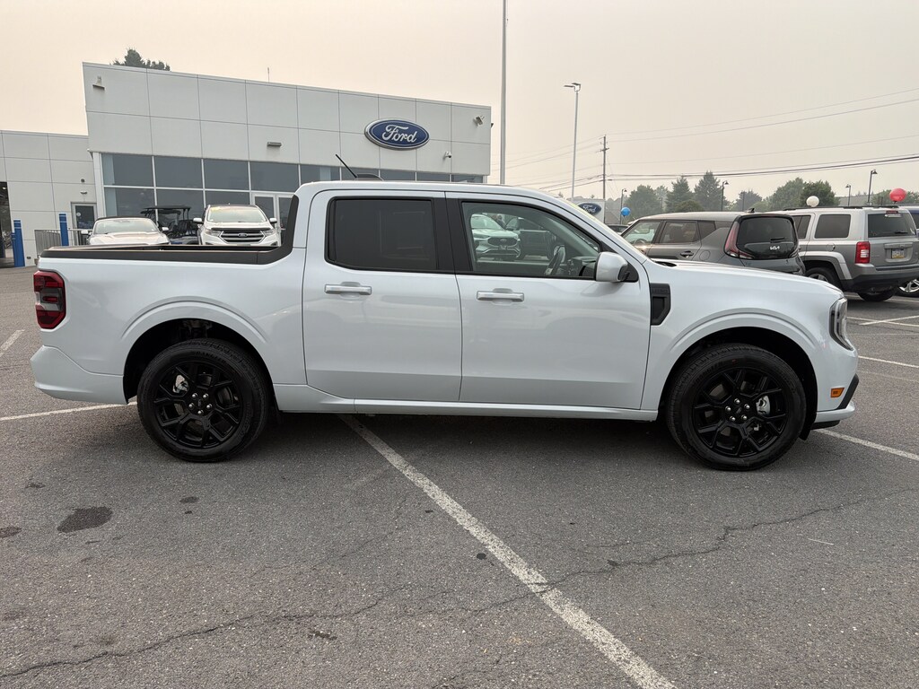 Used 2026 Ford Maverick Lobo Standard Truck SuperCrew