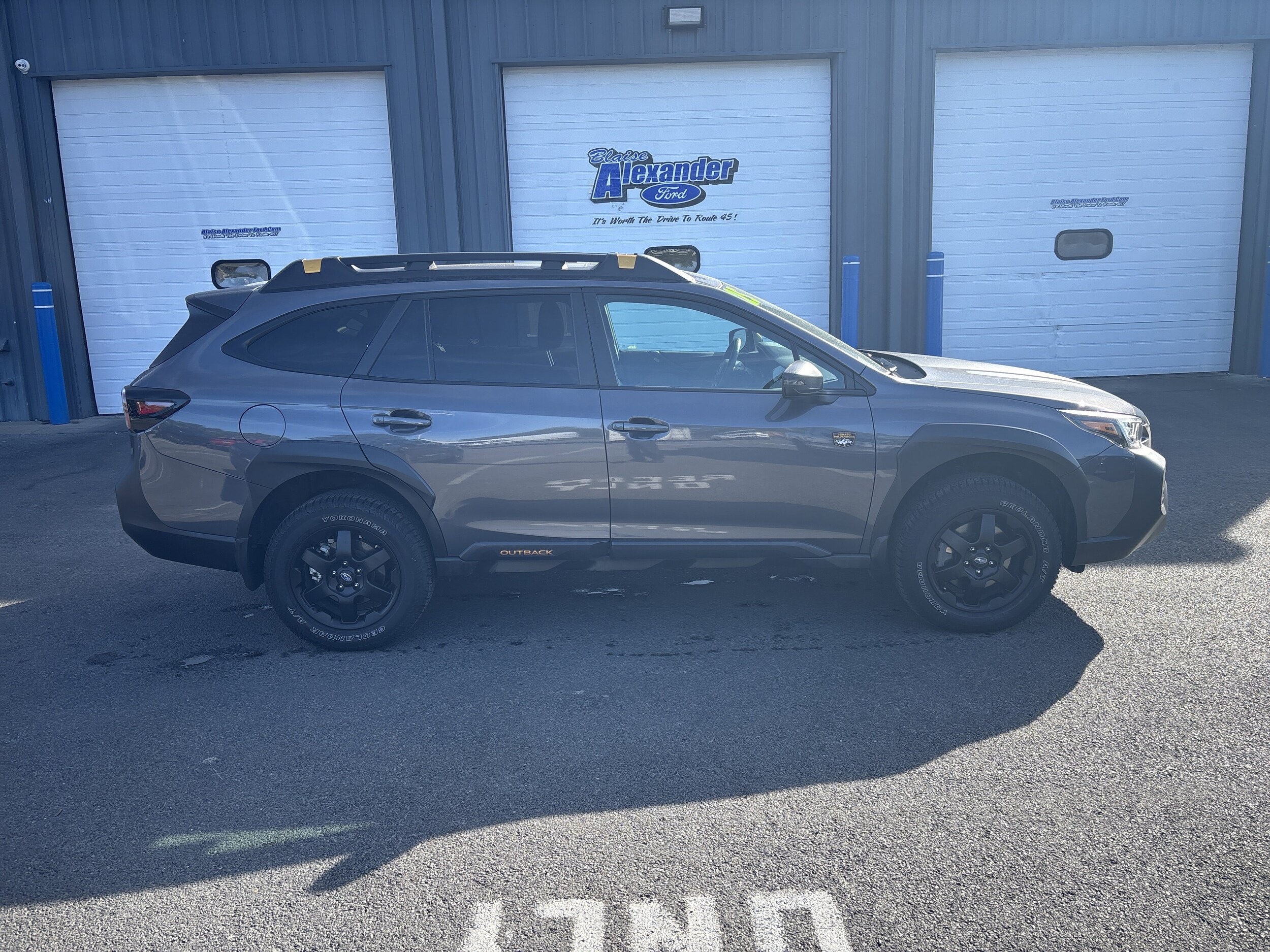 2025 Subaru Outback Wilderness photo 2