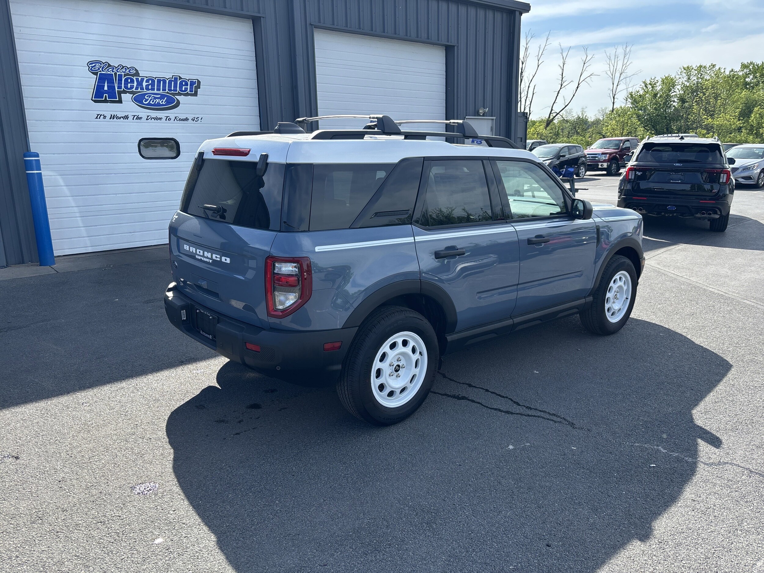 2025 Ford Bronco Sport Heritage photo 3