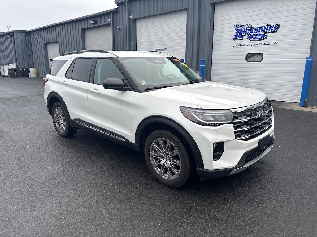 Used 2025 Ford Explorer Active SUV