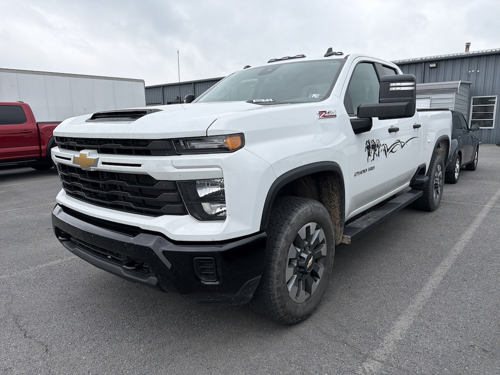 Used 2018 Chevrolet Silverado 2500HD LT Truck Crew Cab