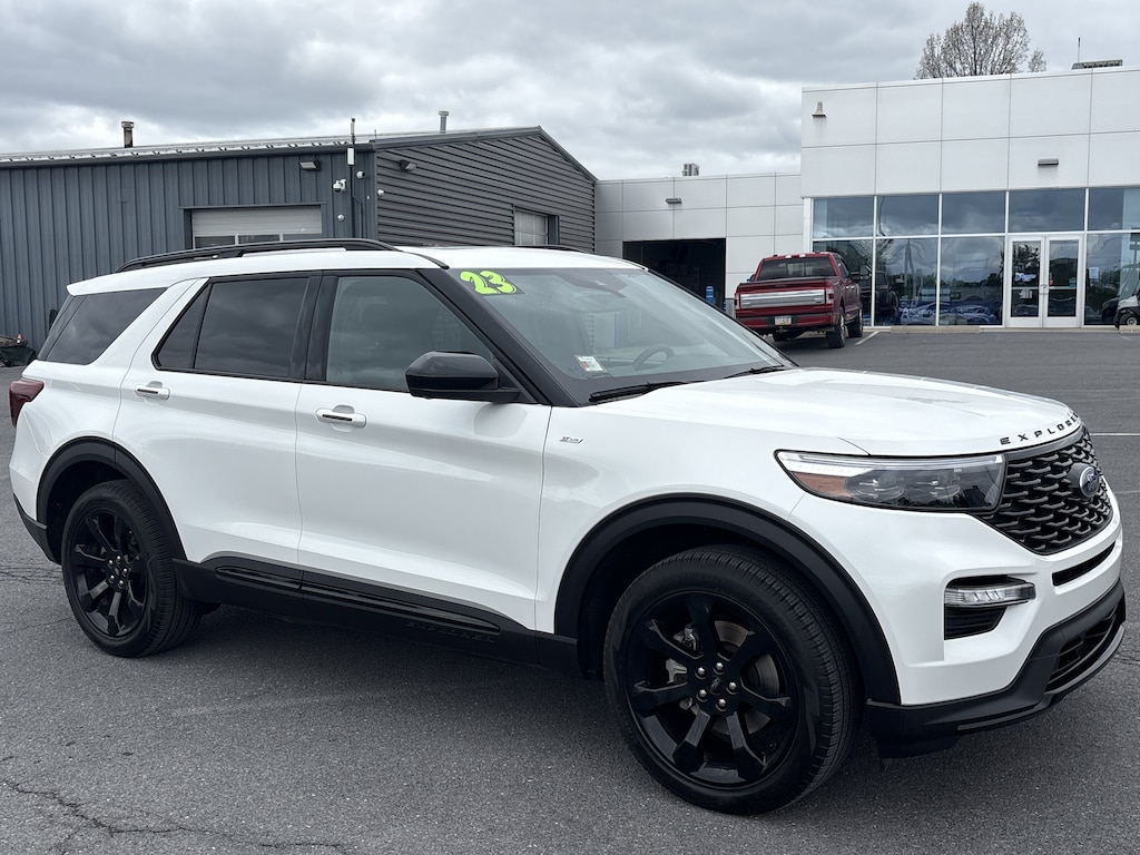 Used 2023 Ford Explorer ST-Line SUV