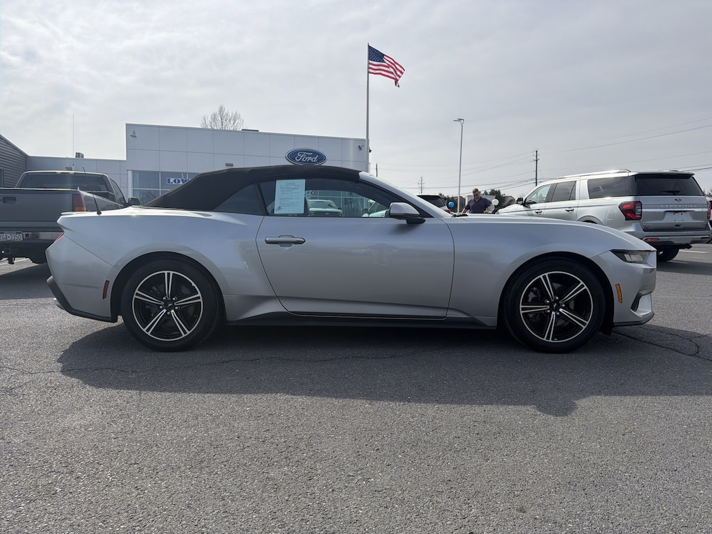 Used 2025 Ford Mustang Convertible