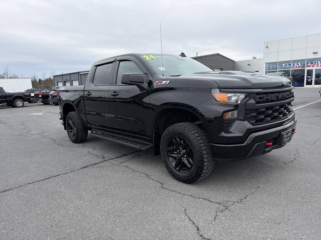 Used 2024 Chevrolet Silverado 1500 Custom Trail Boss Truck Crew Cab