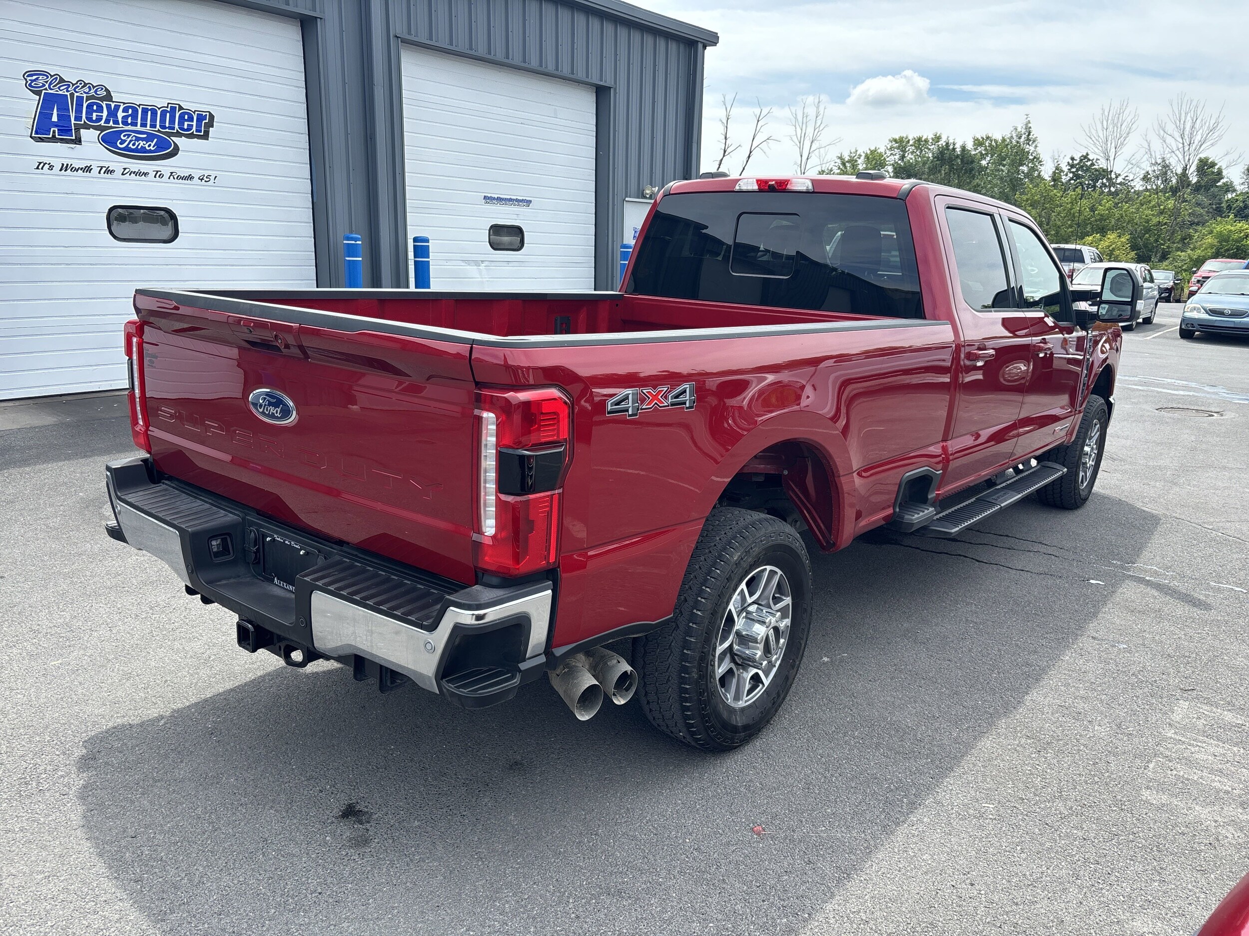 2024 Ford F-350 Lariat photo 3
