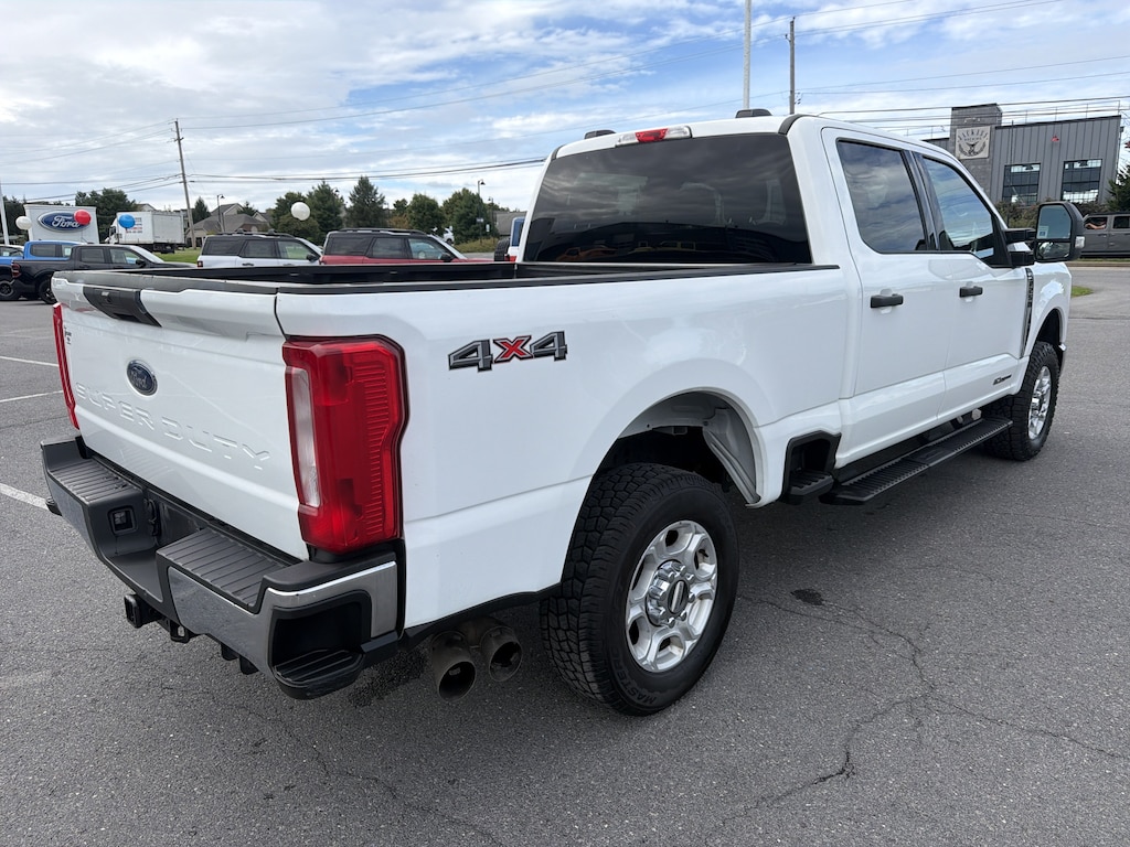 Used 2025 Ford Super Duty F-250 SRW XLT Truck Crew Cab