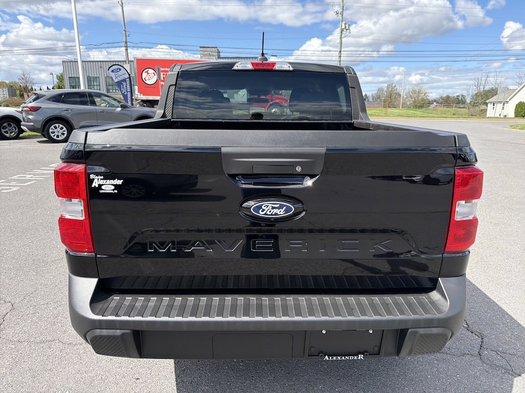New 2026 Ford Maverick XL Truck SuperCrew