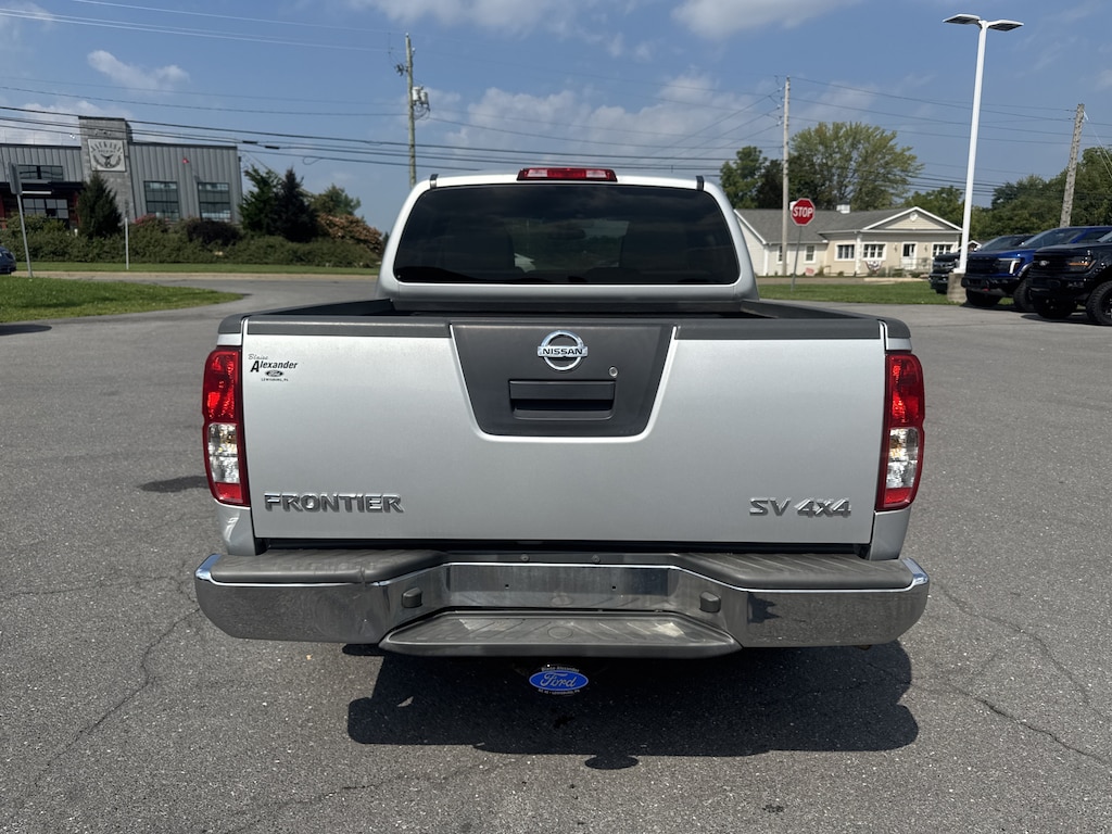 Used 2012 Nissan Frontier SV V6 Crew Cab 4x4 Truck Crew Cab