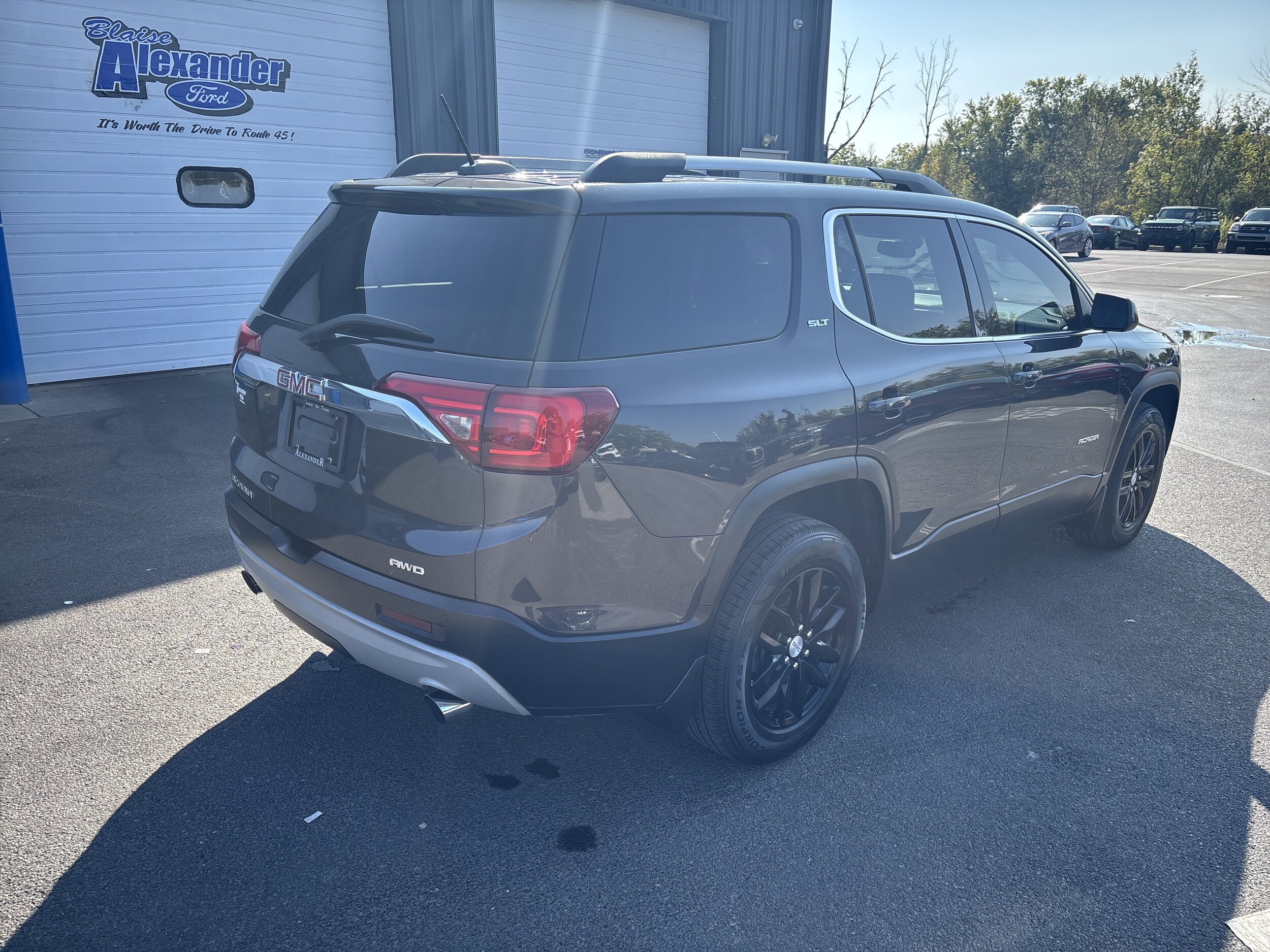 2018 Gmc Acadia SLT photo 2