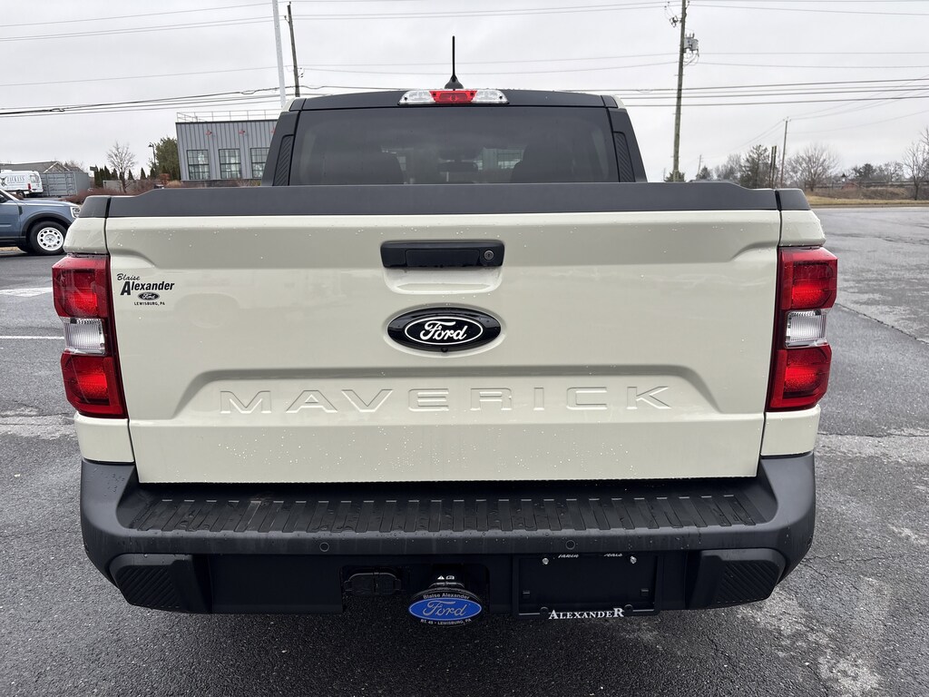 Used 2025 Ford Maverick XLT Truck SuperCrew