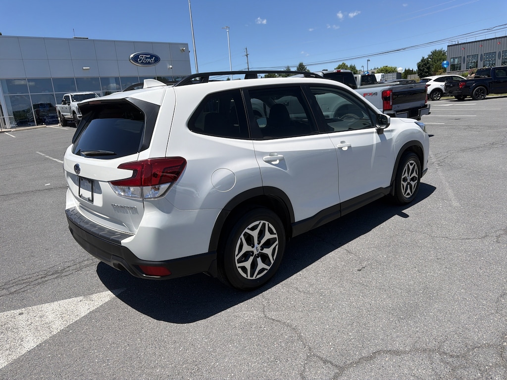 Used 2022 Subaru Forester Premium SUV