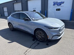 2025 Ford Mustang Mach-E Premium SUV