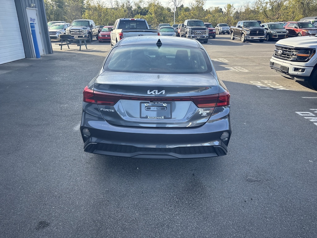 Used 2024 Kia Forte LXS Sedan