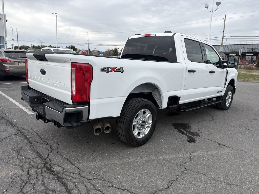 Used 2025 Ford Super Duty F-250 SRW XLT Truck Crew Cab