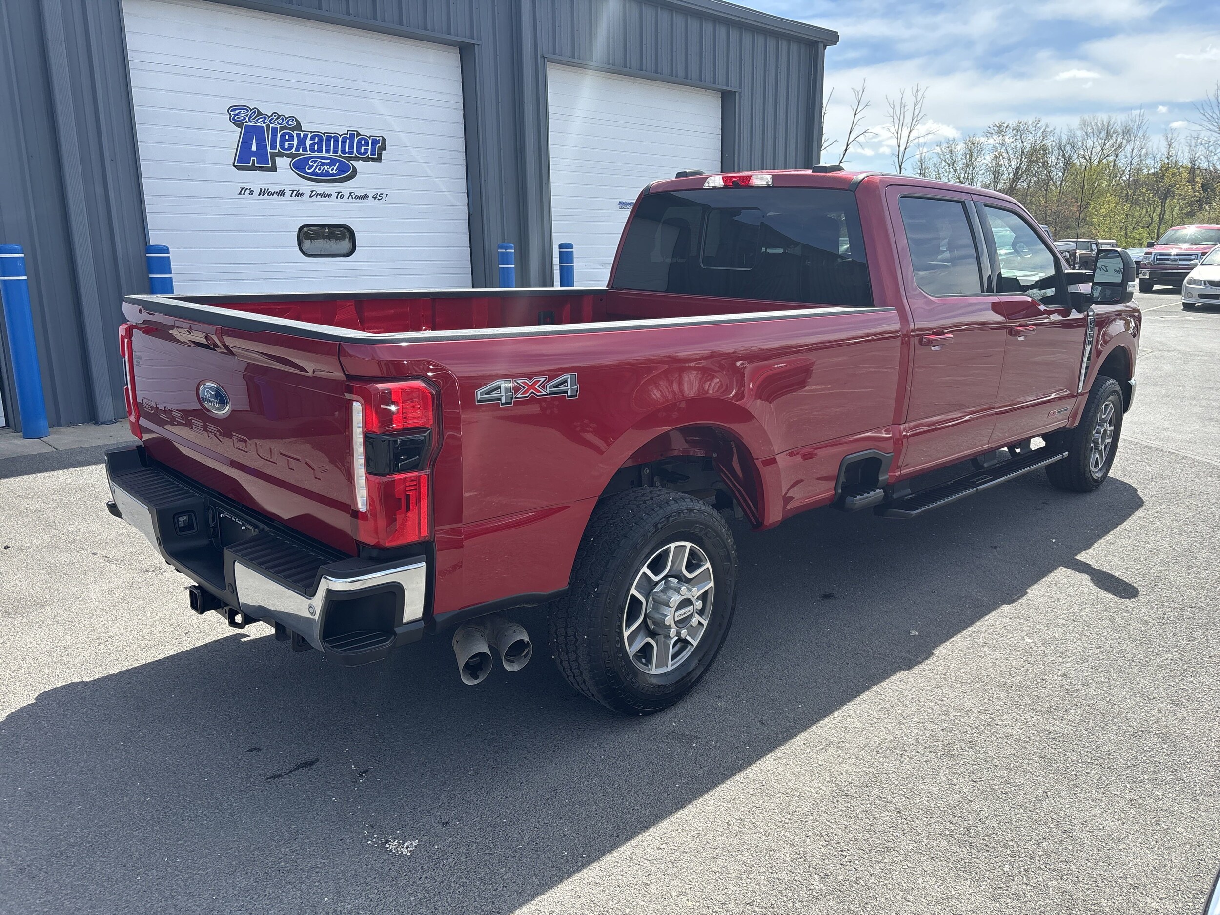 2024 Ford F-350 Lariat photo 3