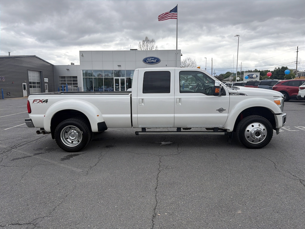 Used 2016 Ford Super Duty F-450 DRW Truck Crew Cab