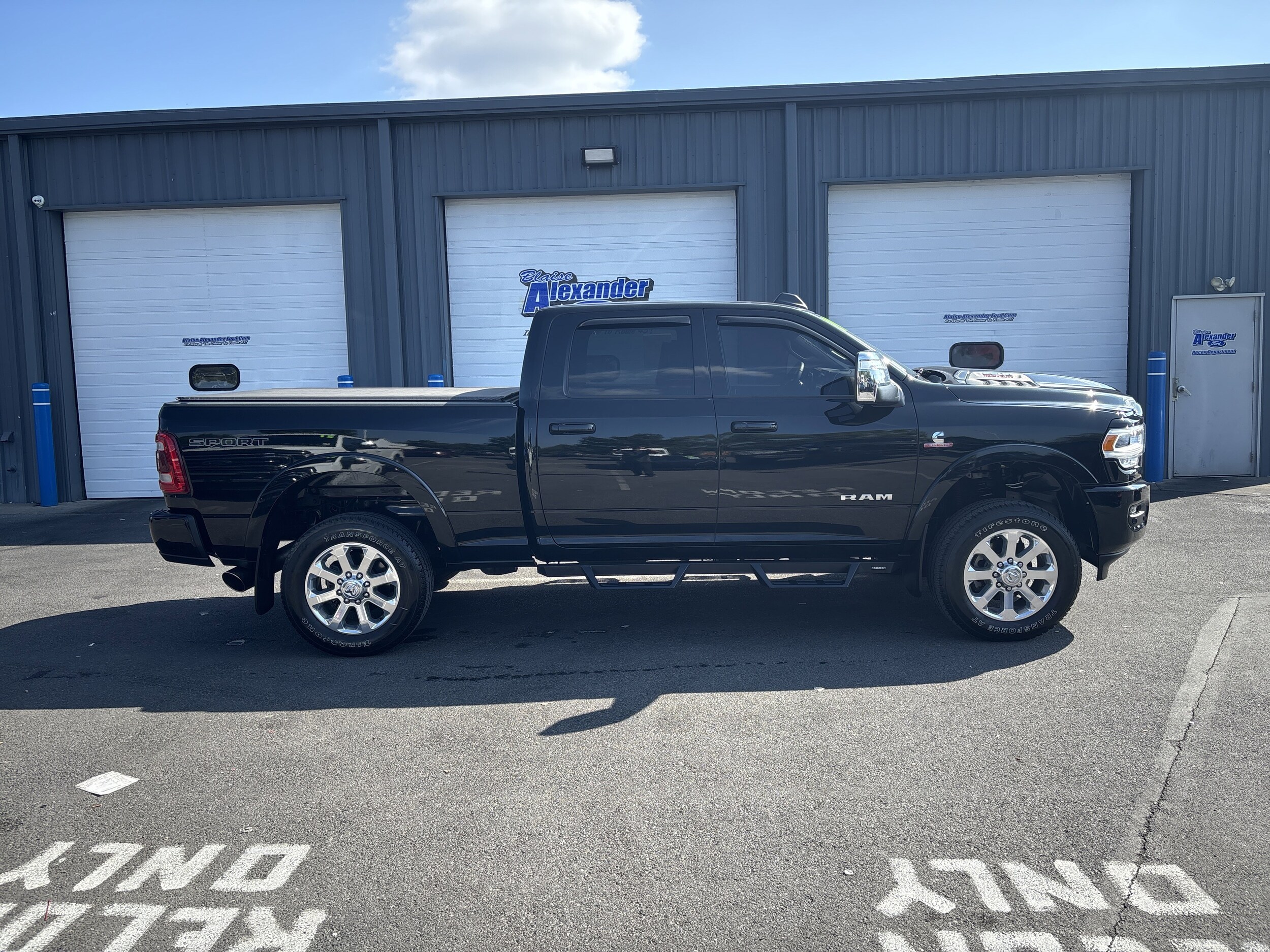 2024 Ram 2500 Laramie photo 2