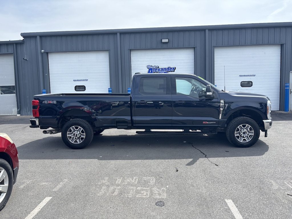 Used 2024 Ford Super Duty F-350 SRW Truck Crew Cab
