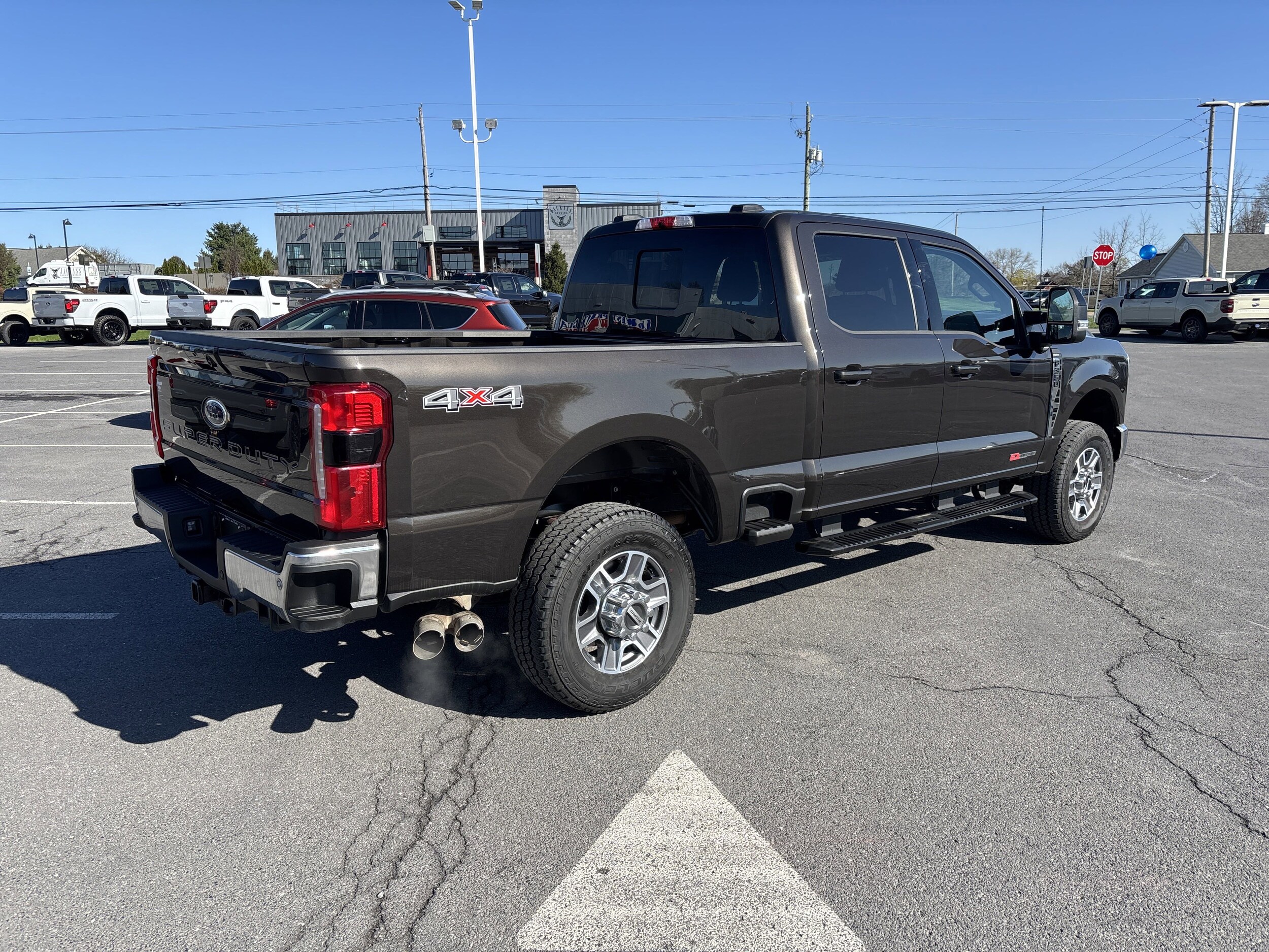 2024 Ford F-350 Lariat photo 3