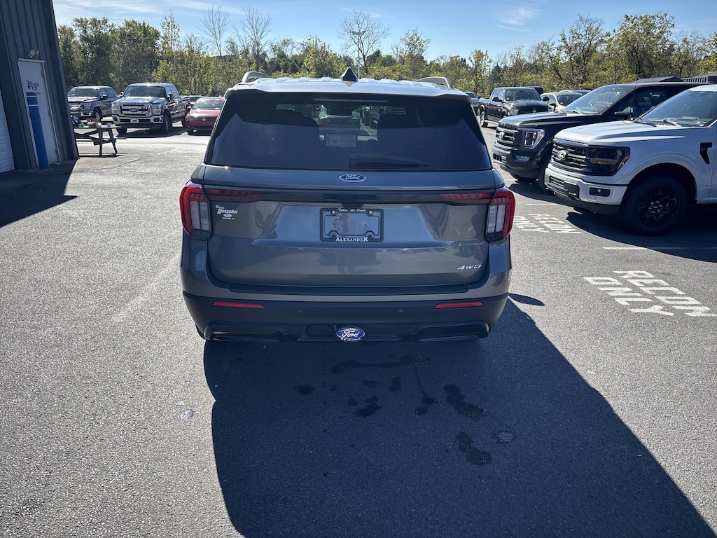 New 2025 Ford Explorer ST-Line SUV