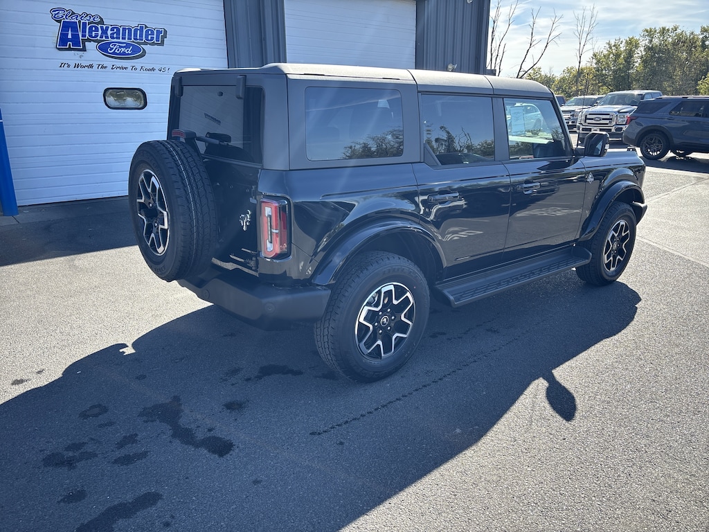 New 2025 Ford Bronco Outer Banks SUV